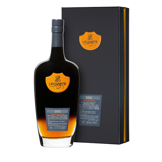 Lecompte Calvados Pays d'Auge Millésime 2003 Jahrgangsflasche Geschenkbox 70 cl / 40 % Frankreich – Flasche mit Verpackung