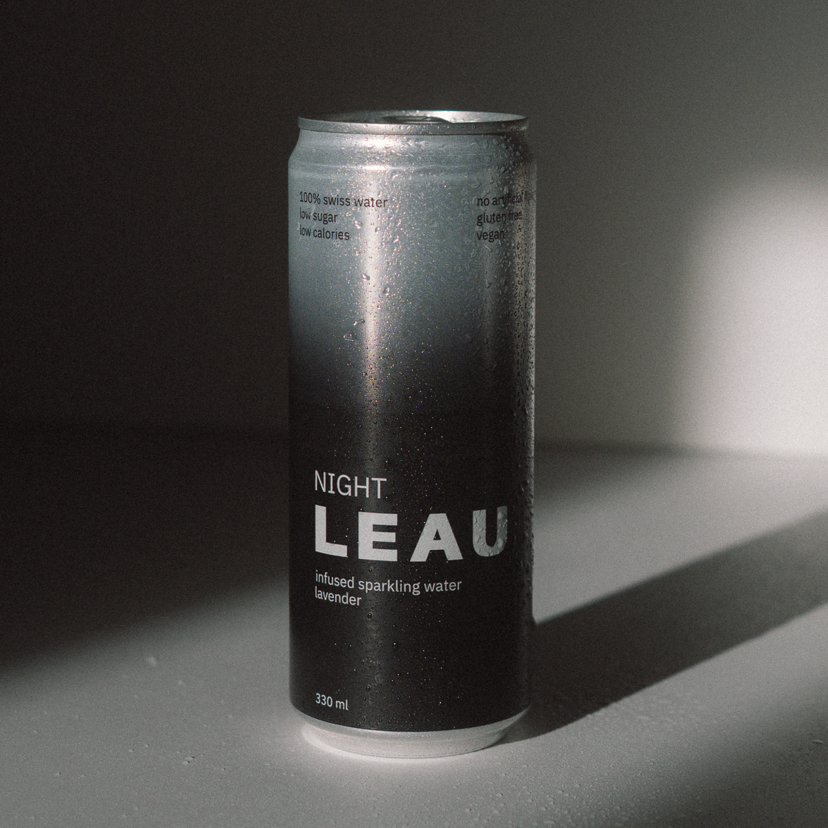 LEAU NIGHT Lavender Infused Sparkling Water Dose 330 ml Schweiz – Ansicht 1