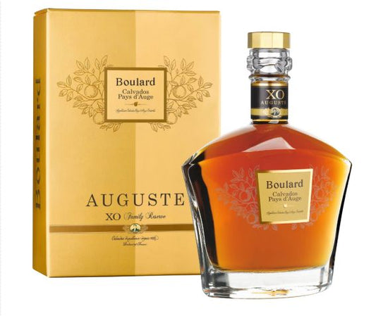 Boulard Auguste XO Calvados Pays d'Auge 70 cl – Geschenkpackung & Karaffe